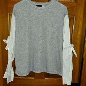 Timing: 90's like Top w/ Dress Shirt Sleeves, Long or roll up w/tie accent